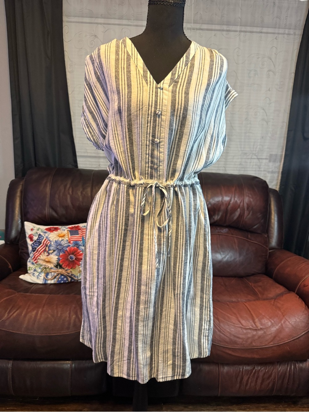 Time and Tru Blue and White Striped V-Neck Tie-Waist Mini Dress